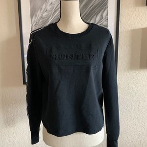 Hunter Cropped  Sweater Size Medium